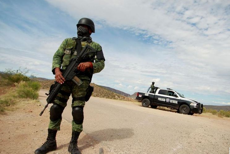 At least 14 killed during gunfight in northern Mexico town