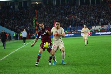 “Qalatasaray” "Trabzonspor"la matçda məğlubiyyətdən qaçıb - FOTOSESSİYA