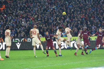“Qalatasaray” "Trabzonspor"la matçda məğlubiyyətdən qaçıb - FOTOSESSİYA