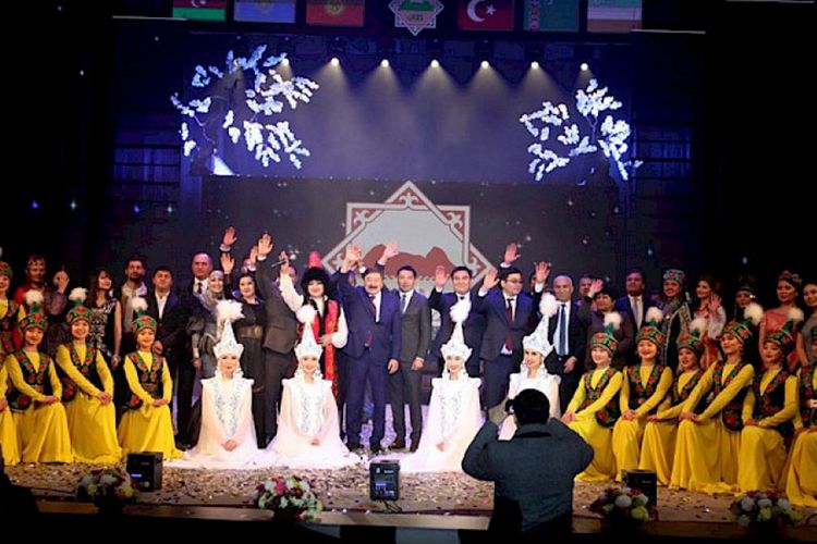 “Oş-Türk dünyasının mədəniyyət paytaxtı-2019” ilinin bağlanış mərasimi keçirilib