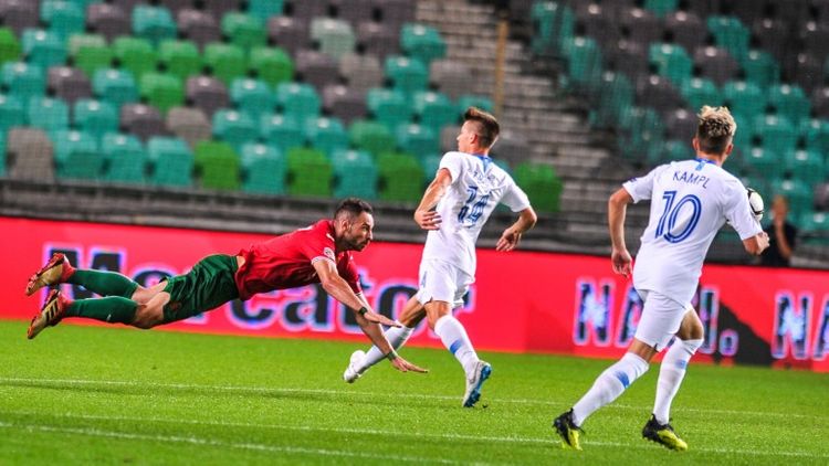 "Lex" “Qarabağ”ın futbolçusuna elçi düşüb