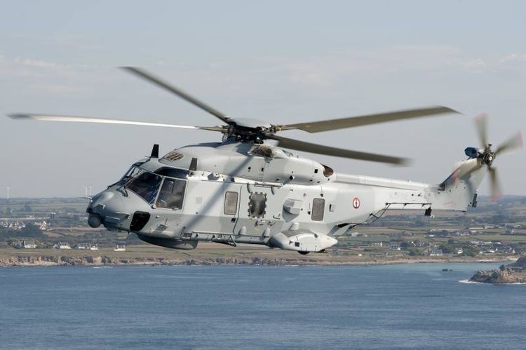 Три человека погибли при крушении спасательного вертолета во Франции