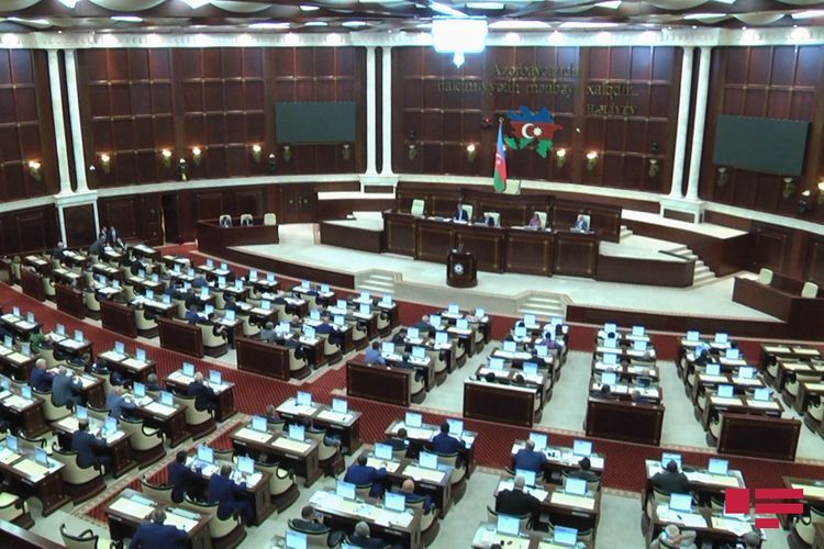 Гудрет Гасангулиев: Роспуск Милли Меджлиса -  шанс увеличить места оппозиции в парламенте