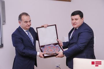 "İncəsənətdə Nəsimi obrazı" mövzusunda beynəlxalq elmi konfrans keçirilib