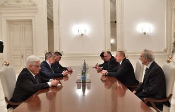 Президент Ильхам Алиев принял главу МИД России Сергея Лаврова - ФОТО