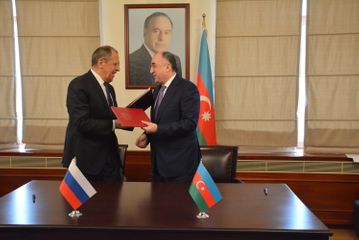 XİN Elmar Məmmədyarovla Sergey Lavrovun görüşü barədə məlumat yayıb - FOTO - YENİLƏNİB