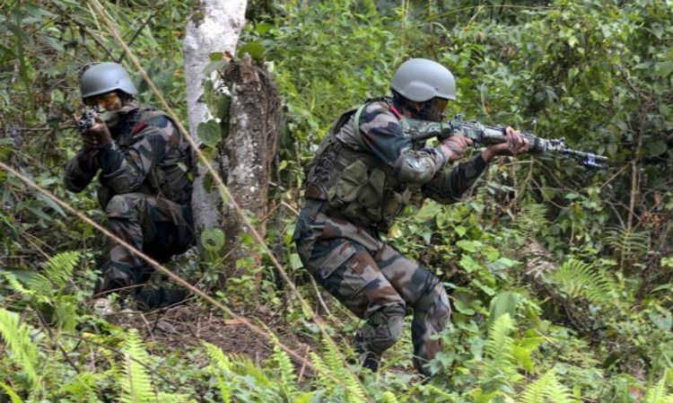 6 Indian soldiers killed as they fire at each other