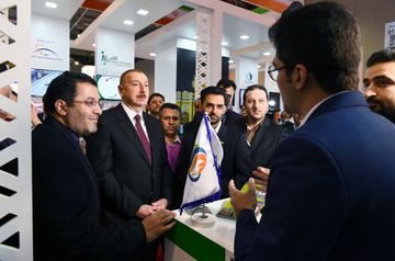 Azərbaycan Prezidenti “Bakutel-2019” sərgisi ilə tanış olub - YENİLƏNİB