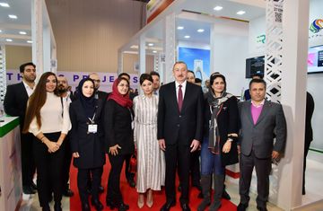 Azərbaycan Prezidenti “Bakutel-2019” sərgisi ilə tanış olub - YENİLƏNİB