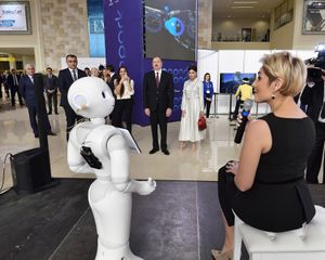 Azərbaycan Prezidenti “Bakutel-2019” sərgisi ilə tanış olub - YENİLƏNİB