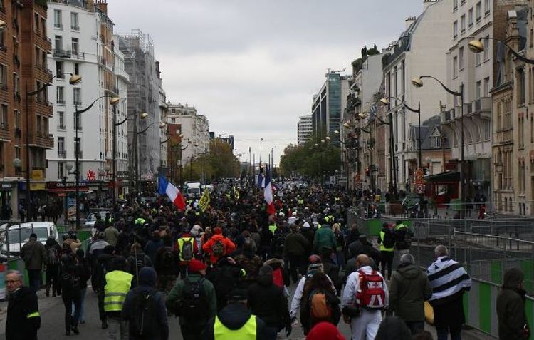 Полиция задержала более 70 человек на манифестации профсоюзов в Париже