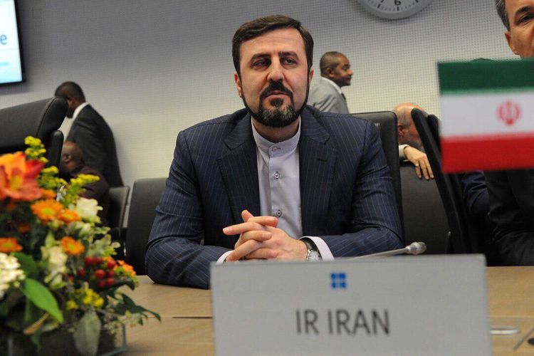 Envoy: Iran never gives up its rights to produce oil