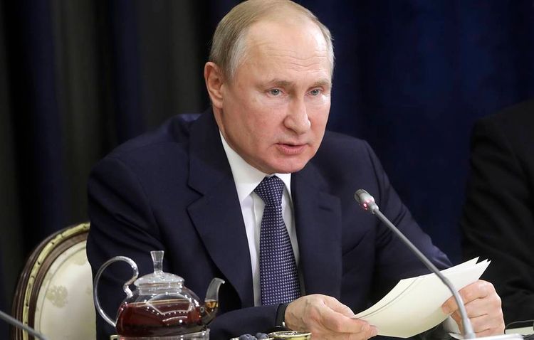 Putin says Russia will not stop gas transit through Ukraine