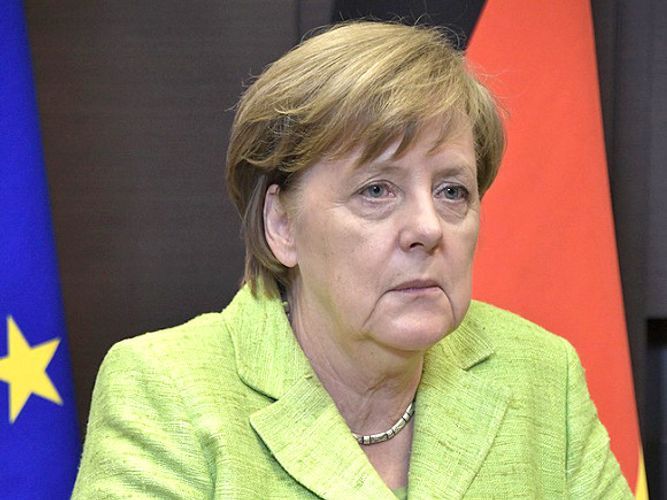 Меркель заявила в Освенциме, что испытывает стыд за преступления фашистов