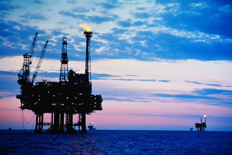 Азербайджан сократит ежедневную добычу нефти еще на 7 тысяч баррелей 