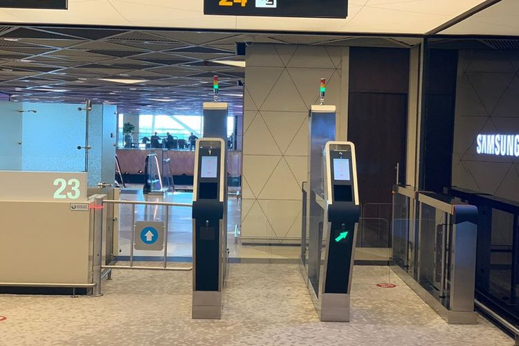 Heydər Əliyev Beynəlxalq Aeroportunda elektron qapılar quraşdırılıb