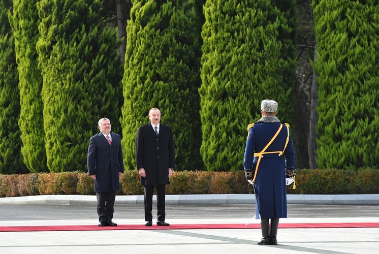 Official welcoming ceremony held for King Abdullah II of Jordan in Baku
