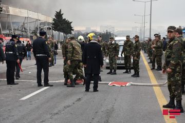 "EuroHome”da yanğının söndürülməsinə təyyarə və 3 helikopter cəlb olunub - YENİLƏNİB-4 - FOTOSESSİYA - VİDEO