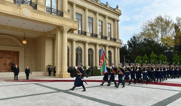 Azərbaycana gələn İordaniya kralının rəsmi qarşılanma mərasimi olub