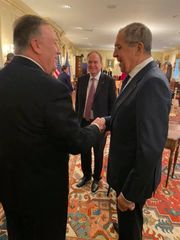 Azərbaycan xalçası üzərində ABŞ-Rusiya münasibətləri - FOTO