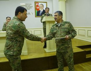 Zakir Həsənov qoşunların döyüş qabiliyyətinin artırılması məqsədilə tapşırıqlarını verib