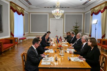 Elmar Məmmədyarov Latviya Prezidenti ilə Dağlıq Qarabağ münaqişəsini müzakirə edib - YENİLƏNİB