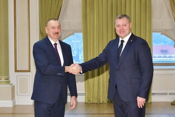 Prezident İlham Əliyev Həştərxan vilayətinin qubernatorunu qəbul edib - YENİLƏNİB
