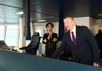 Prezident İlham Əliyev Bakı gəmiqayırma zavodunda inşa olunmuş ilk tankerin istismara verilməsi mərasimində iştirak edib  - YENİLƏNİB