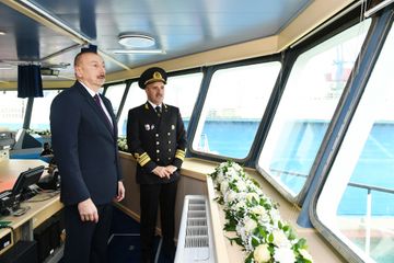 Prezident İlham Əliyev Bakı gəmiqayırma zavodunda inşa olunmuş ilk tankerin istismara verilməsi mərasimində iştirak edib  - YENİLƏNİB