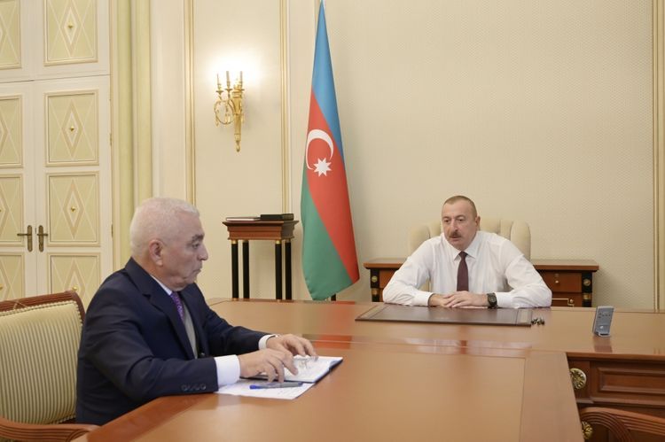 Ильхам Алиев: Компании, желающие вкладывать инвестиции в Азербайджан, конкурируют между собой 