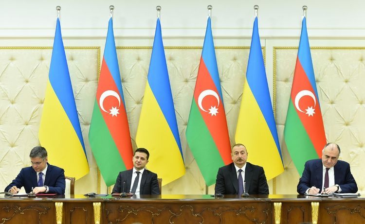 Подписаны документы между Азербайджаном и Украиной - ОБНОВЛЕНО