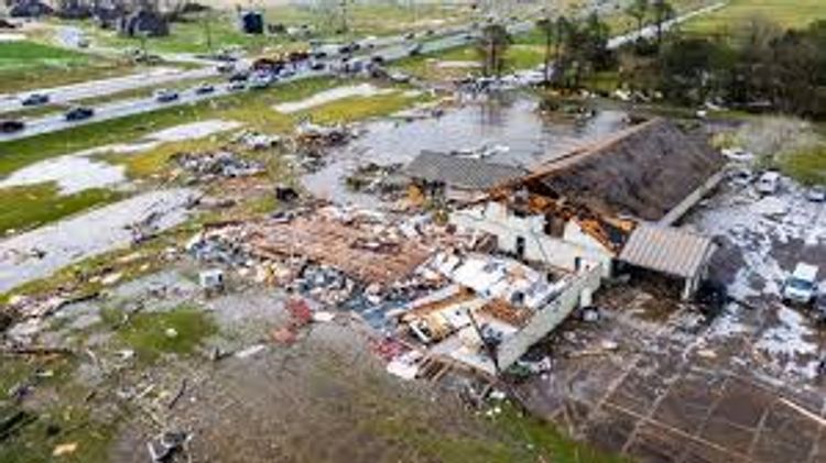 Deadly tornadoes plough through the southern US