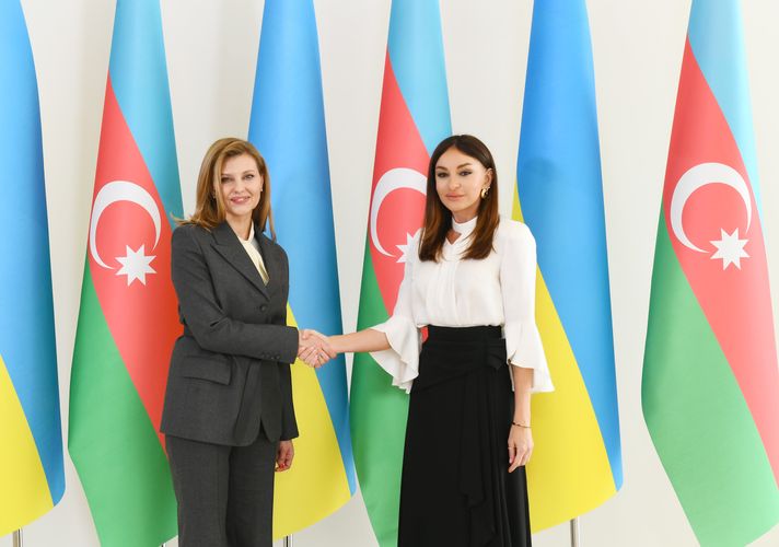 Azərbaycanın Birinci vitse-prezidenti Mehriban Əliyeva Yelena Zelenskaya ilə görüşüb - YENİLƏNİB