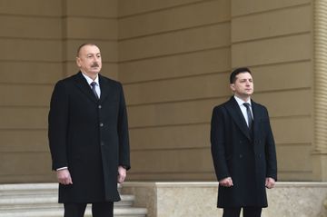 Ukrayna Prezidenti Vladimir Zelenskinin rəsmi qarşılanma mərasimi olub