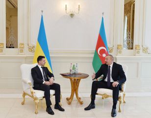 Prezident İlham Əliyevin və Prezident Vladimir Zelenskinin təkbətək görüşü olub - YENİLƏNİB
