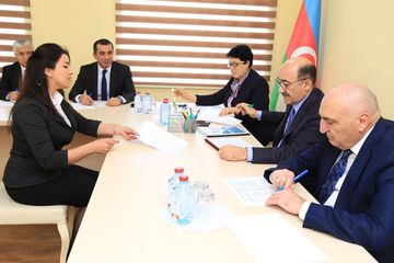 Əbülfəs Qarayev Saatlıda vətəndaşları qəbul edib