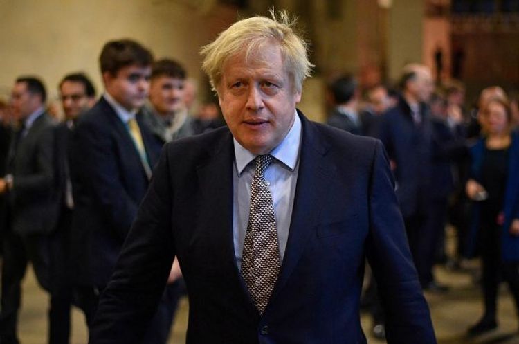 UK PM Johnson bans ministers from attending Davos