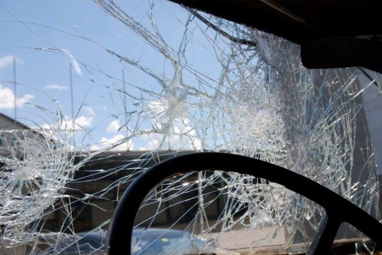 Bakı-Qazax yolunda mikroavtobus aşıb, 2 nəfər ölüb, 5 nəfər xəsarət alıb - YENİLƏNİB-1
