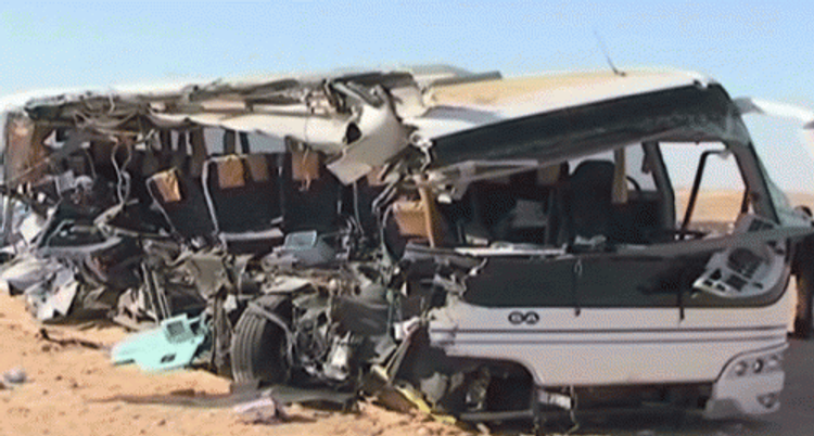 12 killed in bus-truck collision in Egypt