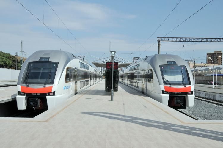 В Азербайджане объем железнодорожных пассажироперевозок вырос на 48%