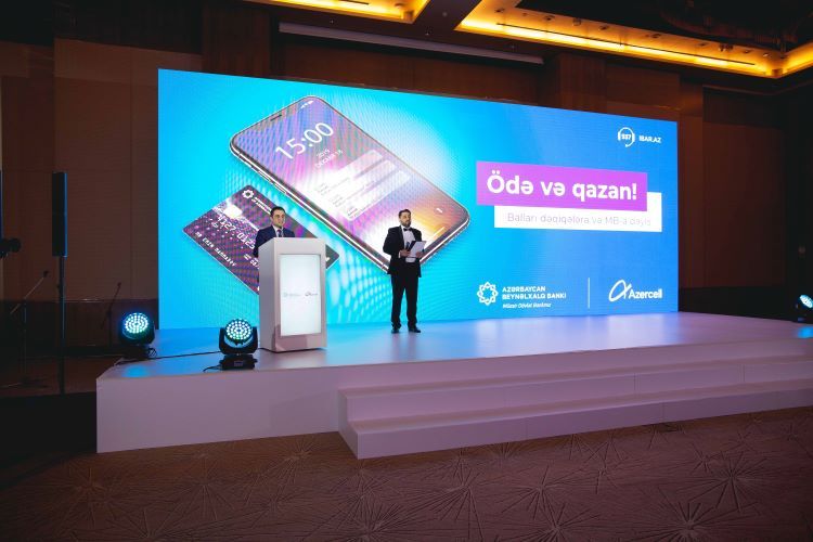 Azərbaycan Beynəlxalq Bankı və "Azercell" xüsusi kobrend kartını təqdim ediblər - FOTO