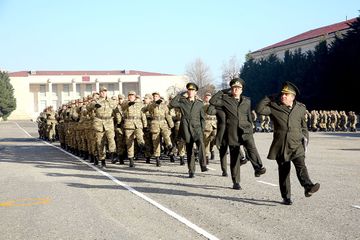 MN-in Müdafiə Sənayesi İdarəsinə və Təlim-Tədris Mərkəzinə yeni rəislər təyin edilib