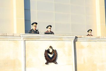 MN-in Müdafiə Sənayesi İdarəsinə və Təlim-Tədris Mərkəzinə yeni rəislər təyin edilib