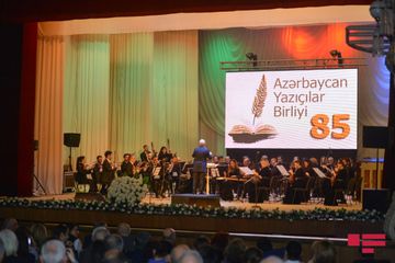 Azərbaycan Yazıçılar Birliyinin 85 illiyi qeyd edilib - FOTOSESSİYA