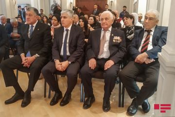 Tbilisidə Nəsiminin 650 illik yubileyi qeyd olunub - FOTO
