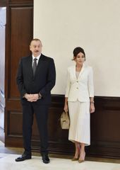 Azərbaycan Prezidenti İlham Əliyev 6 saylı seçki məntəqəsində səs verib
