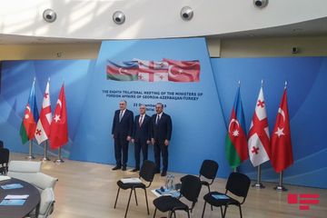 Tbilisidə Azərbaycan, Türkiyə və Gürcüstan XİN başçılarının görüşü keçirilib - YENİLƏNİB