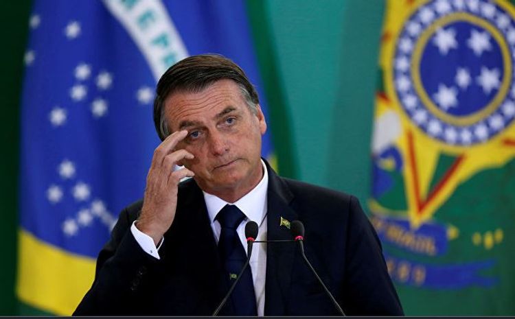 Президент Бразилии госпитализирован после падения в резиденции