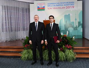 Azərbaycan Prezidenti İlham Əliyev 2019-cu ilin idman yekunlarına həsr olunan mərasimdə iştirak edib - YENİLƏNİB
