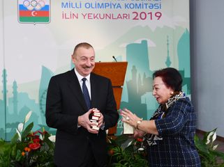 Azərbaycan Prezidenti İlham Əliyev 2019-cu ilin idman yekunlarına həsr olunan mərasimdə iştirak edib - YENİLƏNİB